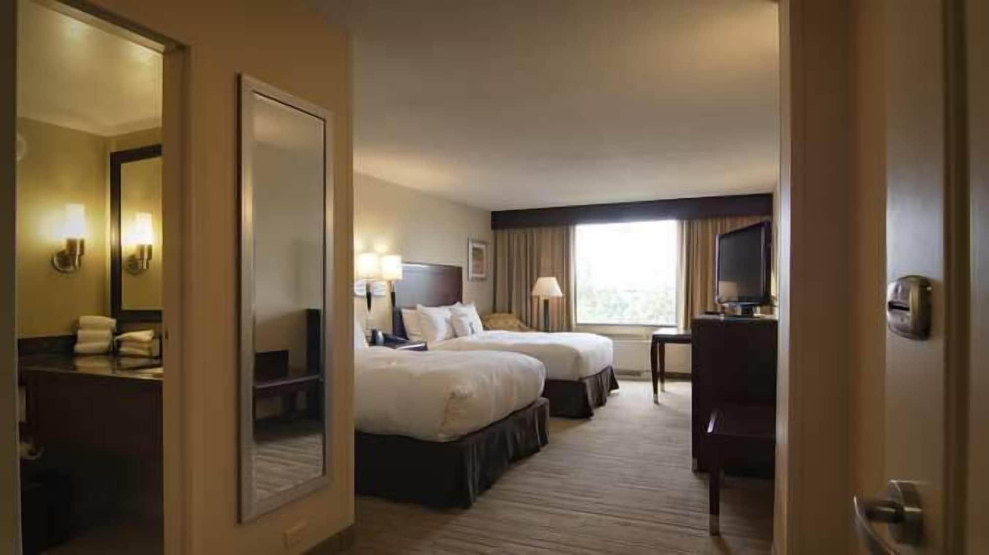 Doubletree By Hilton Hotel Denver - Торнтон Екстер'єр фото